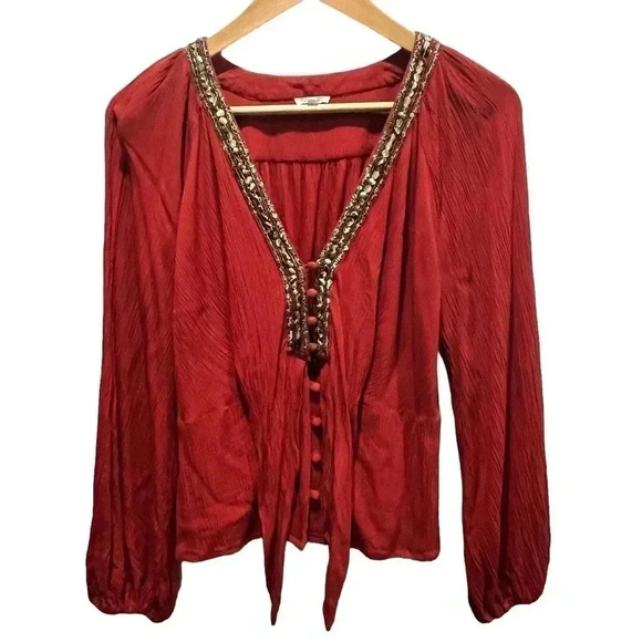 En Crème Burnt Red Front Tie Blouse Beaded Collar Size Medium - Picture 3 of 9